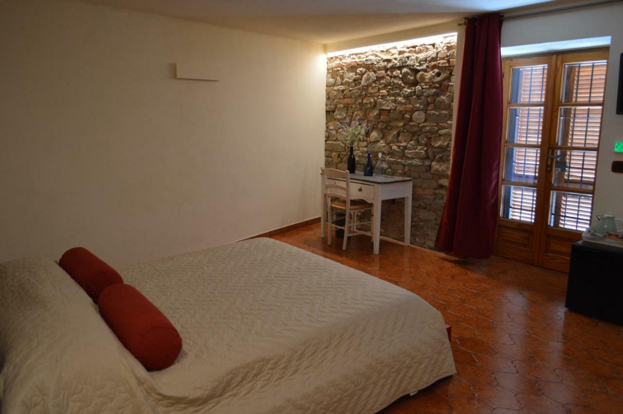 Casa Pulci Hotel Grinzane Cavour Buitenkant foto
