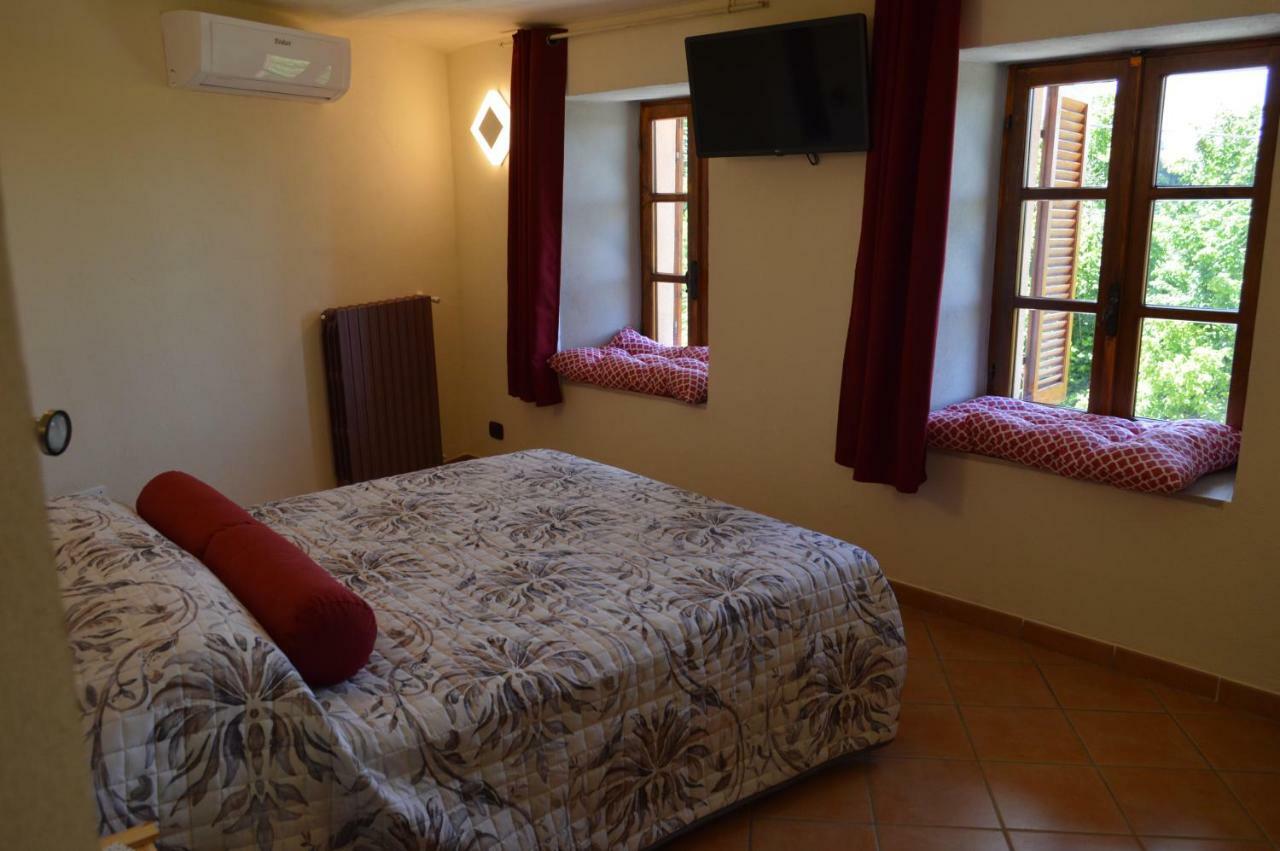 Casa Pulci Hotel Grinzane Cavour Buitenkant foto