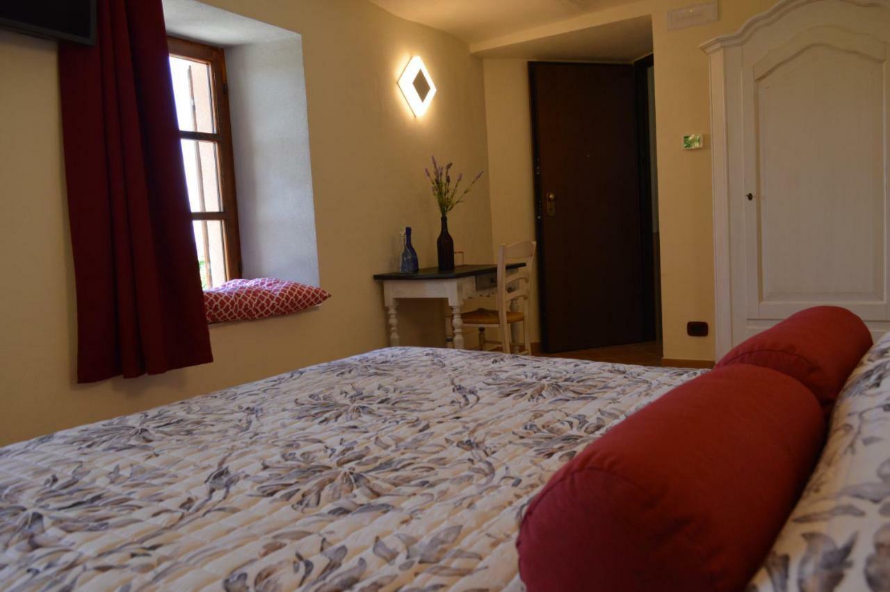 Casa Pulci Hotel Grinzane Cavour Buitenkant foto